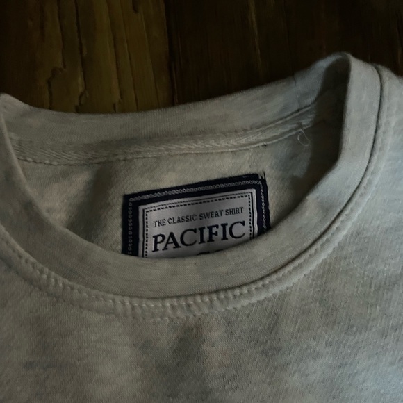 Unisex fantastic savannah georgia crewneck sweatshirt. Super soft cotton. Large. - Picture 4 of 5